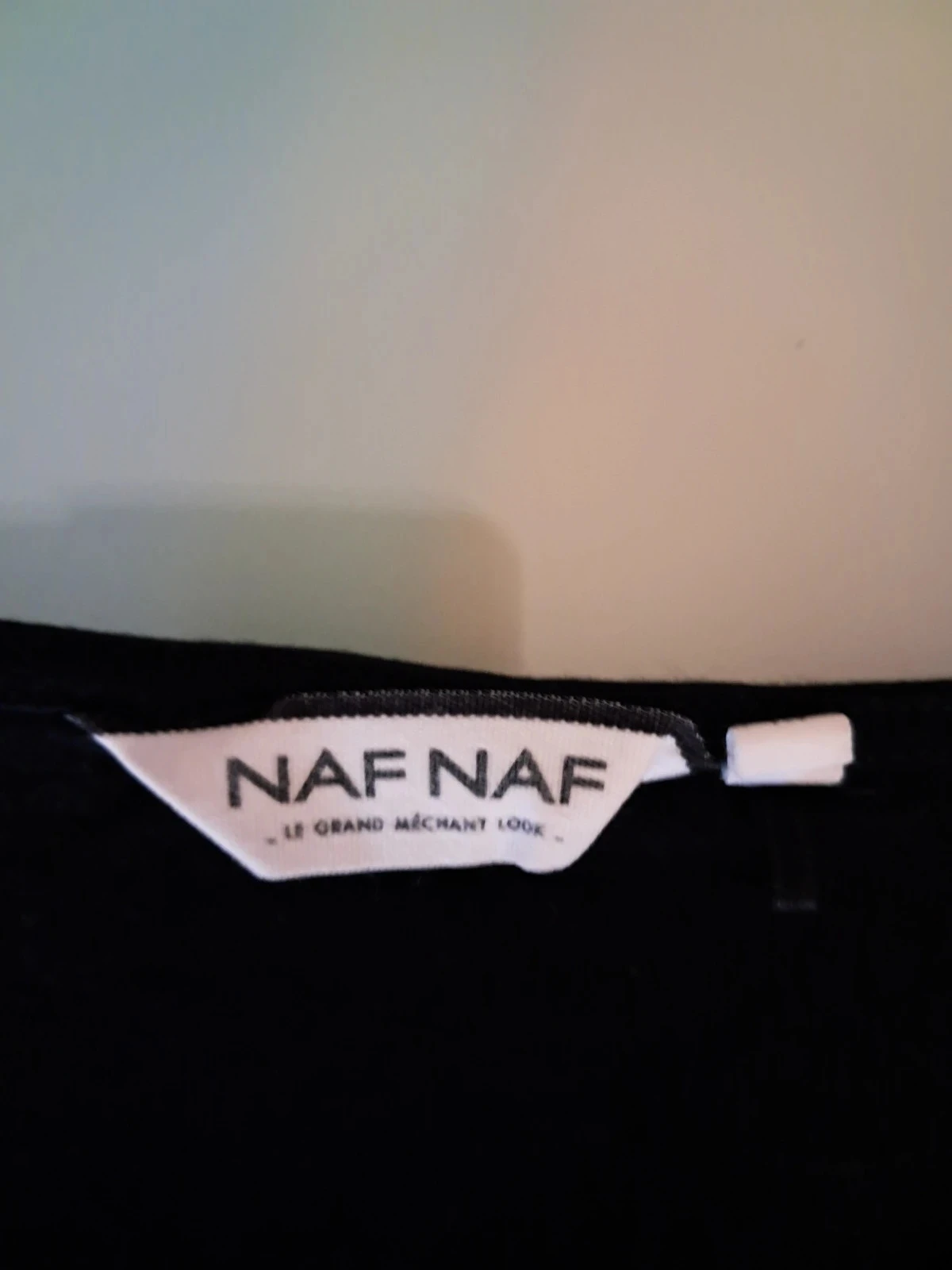 Camiseta negra sin mangas con encaje Naf Naf talla M – photo 3
